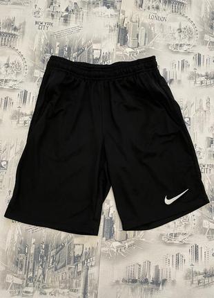 Nike dri-fit чоловічі спортивні/тренувальні шорти3 фото