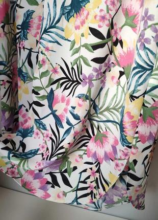 Удлиненная блуза в цветы летний принт3 фото