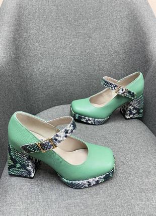 Эксклюзивные туфли из итальянской кожи и замши женские на каблуке платформе с ремешком2 фото