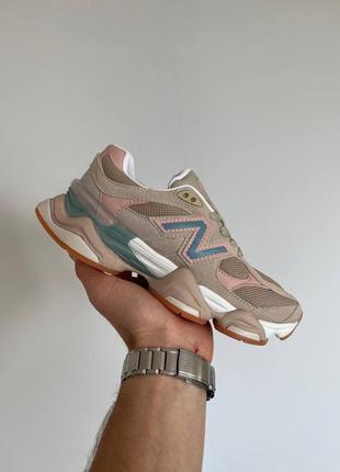 Женские кроссовки бежевые с голубым new balance 9060 «beige pink blue’