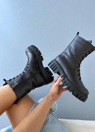 Стильные черные высокие ботинки женские на массивной подошве,осенни,зимовые, кожаные/кожа-женская обувь8 фото