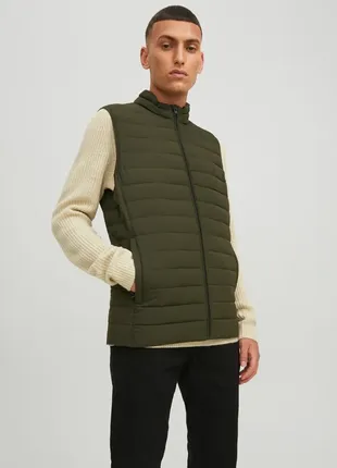 Безрукавка jack & jones recycle bodywarmer khaki1 фото