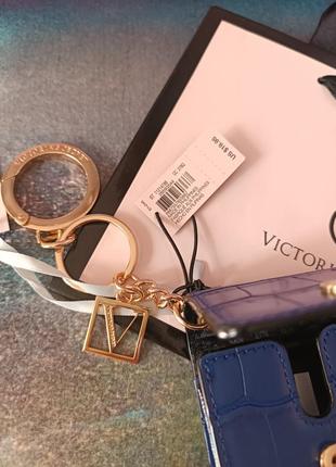 Ідея подарунка брелок кейс для навушників victoria's secret оригінал5 фото