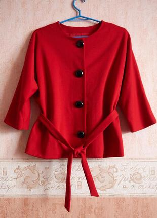 Брендовий жіночий піджак червоного кольору від michael kors