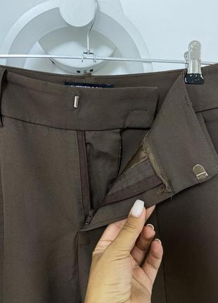 Стильные женские коричневые брюки с разрезами размер s-m5 фото