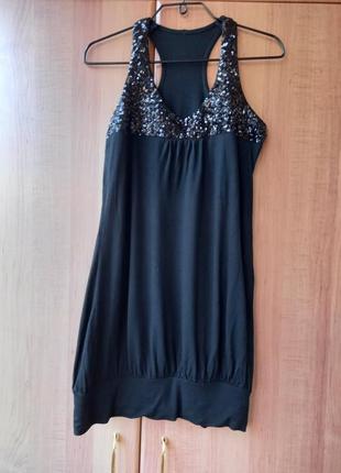 Женское черное трикотажное летнее платье, туника с черными пайетками.1 фото