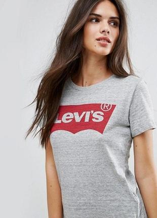 Серая хлопковая футболка levis1 фото