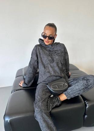 Спортивный костюм тай-дай с джоггерами7 фото