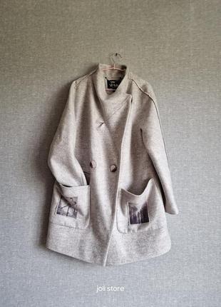 Сіре пальто шерсть в складі2 фото
