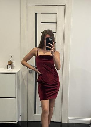 Сукня велюрова бордова2 фото
