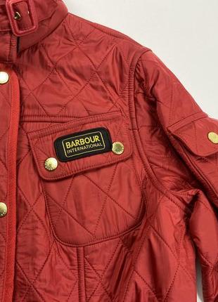 Стеганная куртка с поясом barbour international polar quilt3 фото