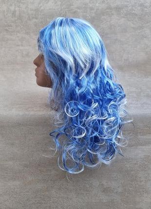 Парик синий с белим карнавальный с длинными волосами