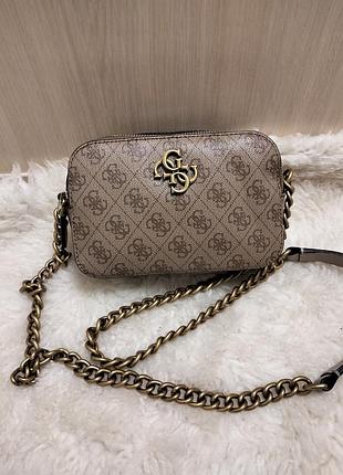 Чудова сумка на плече guess