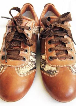 496. спортивні туфлі maripe італія - 38,5 р.6 фото