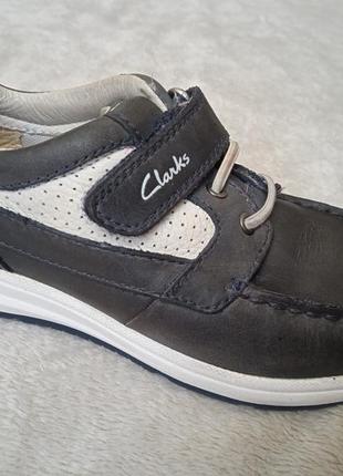 Кроссовки clarks .р 32