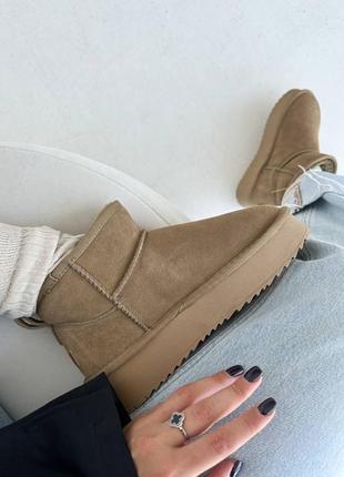 Ultra mini uggs короткі угги з натуральної замші🤎 на високій підошві)2 фото