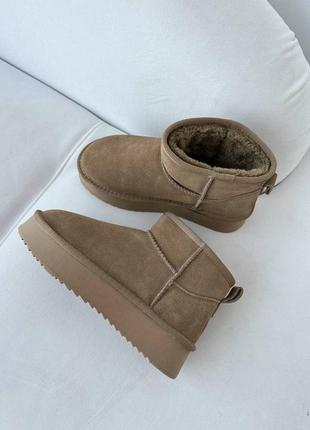 Ultra mini uggs короткие угги из натуральной замши🤎 на высокой подошве)