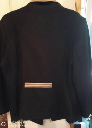 Оригинальный шикарный из тёплой  валяной плотной шерсти жакет пиджак6 фото