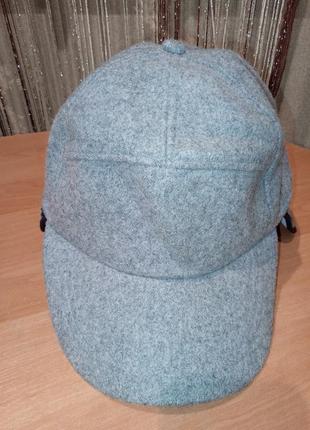 Продам теплую кепку 58*60 размера