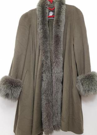 Роскошное пальто с натуральным мехом petershon кашемир + шерсть6 фото