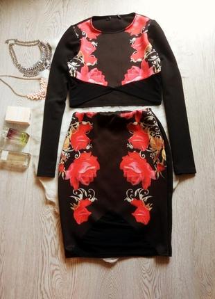 Черная длинная юбка миди стрейч костюм с топом цветочный красный принт рисунок1 фото