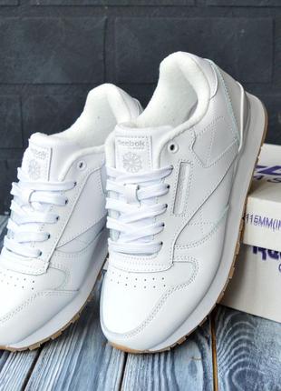 Женские кроссовки reebok classic5 фото
