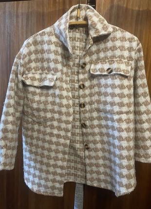 Теплая куртка-рубашка на осень