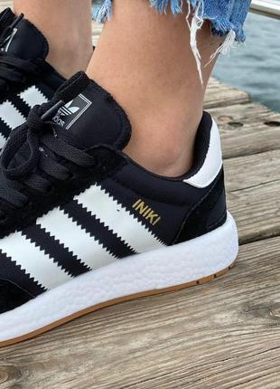 Женские кроссовки  adidas iniki black white 79 фото