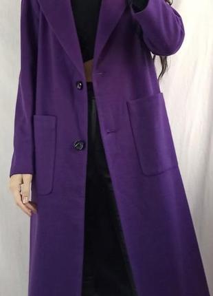 Демисезонное пальто яркого цвета2 фото
