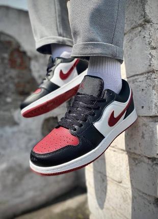 Nike air jordan 1 retro low black/burgundy/white