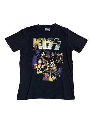 Футболка kiss черная