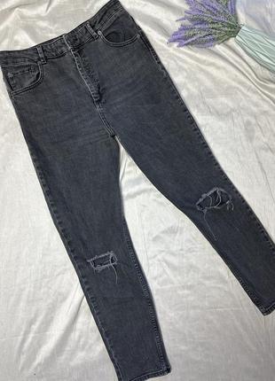 Серые джинсы с рваностями на коленях asos3 фото