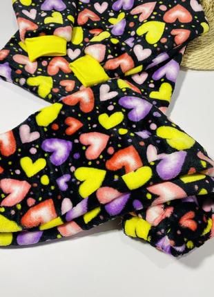 Піжама (світшот + штани) для дівчаток гном махрова сердечка 98 см чорний3 фото