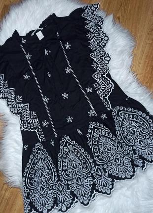 Блуза вишита