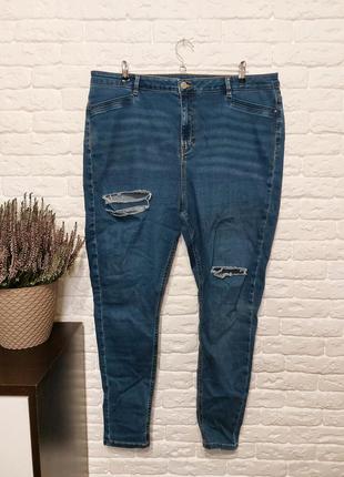 Фирменные стрейчевые джинсы