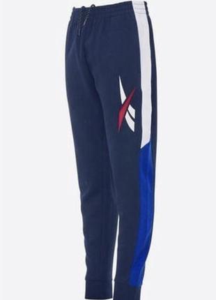 Спортивные подростковые брюки reebok jogger (ew8532)