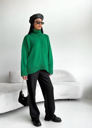 Яркий лаконичный свитер в стиле&nbsp; massimo