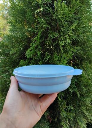 Стильний та зручний контейнер tupperware