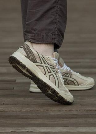 Чоловічі кросівки asics gel beige7 фото