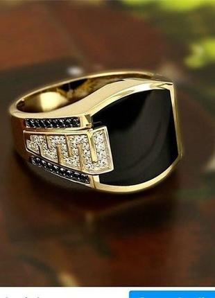 Классическое мужское кольцо с инкрустацией черного циркония в золоте размер 193 фото