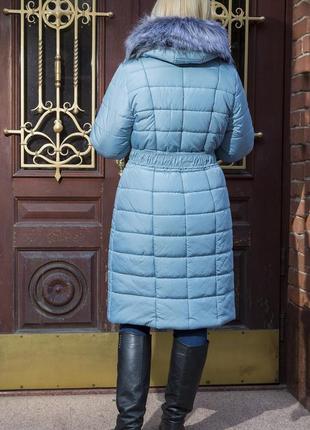 Длинная зимняя стеганая куртка с мехом и поясом, разные цвета, большие размеры2 фото