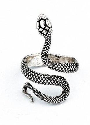 Кольцо в форме серебристой змеи символ - смерть и возрождение размер регулируемый