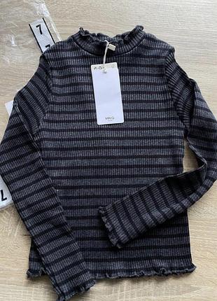 110-116 стильний гольф водолазка mango