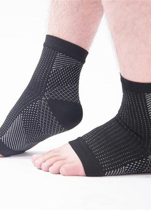 Компресійні масажні шкарпетки. ноги ангела.2 фото
