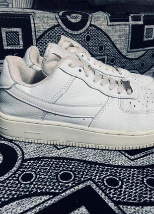 Крутые кроссовки replica nike air force.