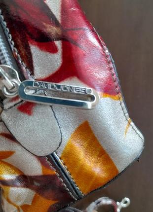 Мини сумочка мини сумочка бренд david johnson. лак, кожзам, есть длинная ручка.6 фото