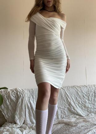 Сукня з відкритими плечима сітка з підкладкою