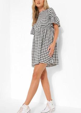 Плаття в клітинку