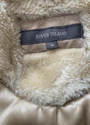 Натуральная замшевая курточка с декором из искусственного меха/s- m/ brend river island6 фото