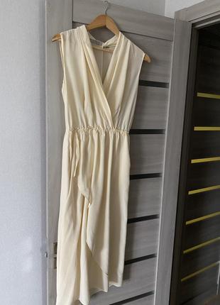 Шовкова сукня дорогого бренду vince.